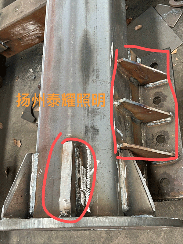 高杆灯杆件，路灯杆件，信号灯杆件，标志牌杆件上面的加强筋作用